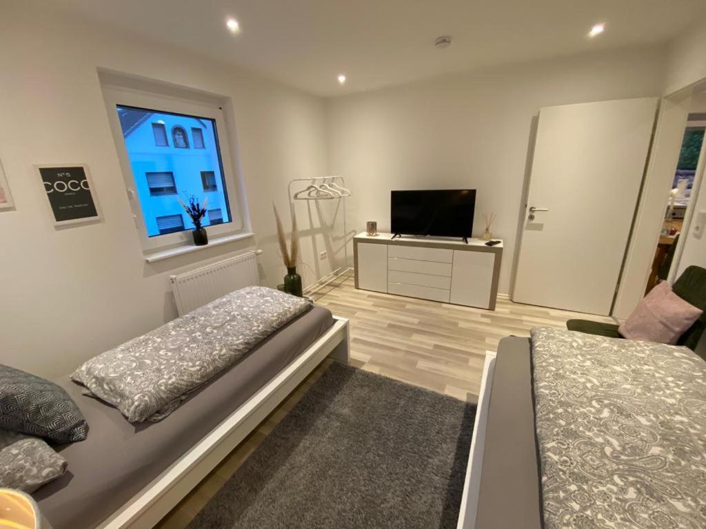 Schoen, Praktisch & Zentrale Lage Bergrheinfeld Exteriör bild