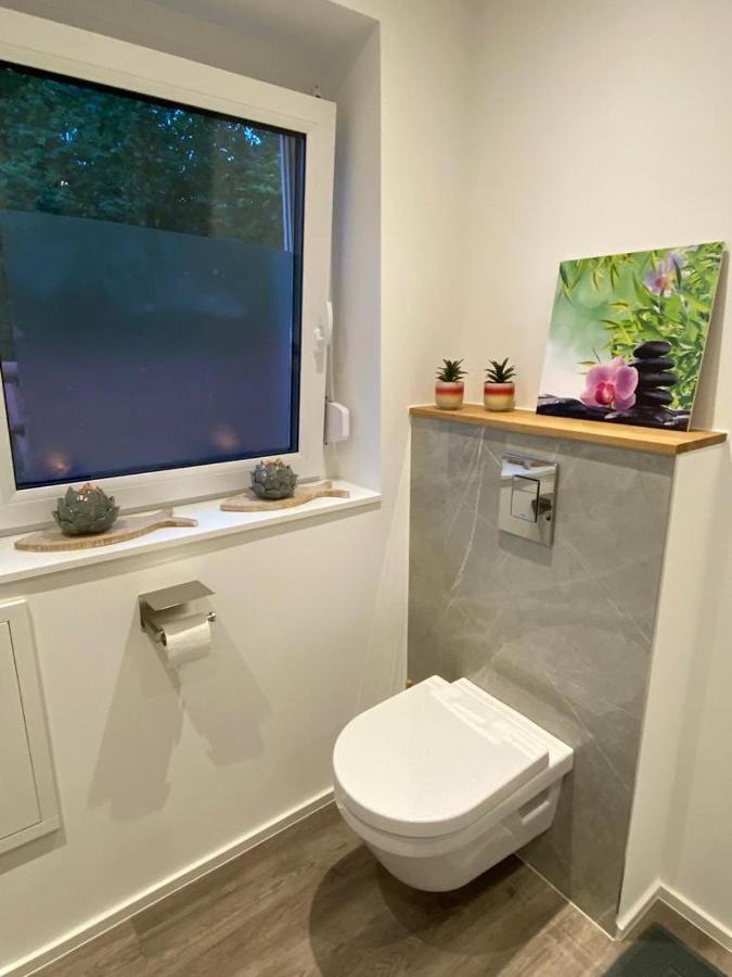 Schoen, Praktisch & Zentrale Lage Bergrheinfeld Exteriör bild