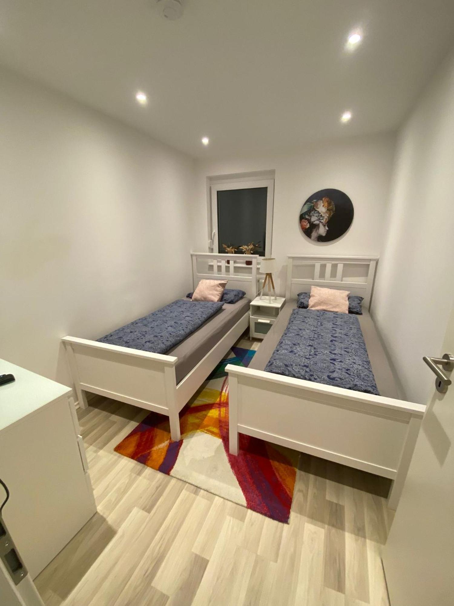Schoen, Praktisch & Zentrale Lage Bergrheinfeld Exteriör bild